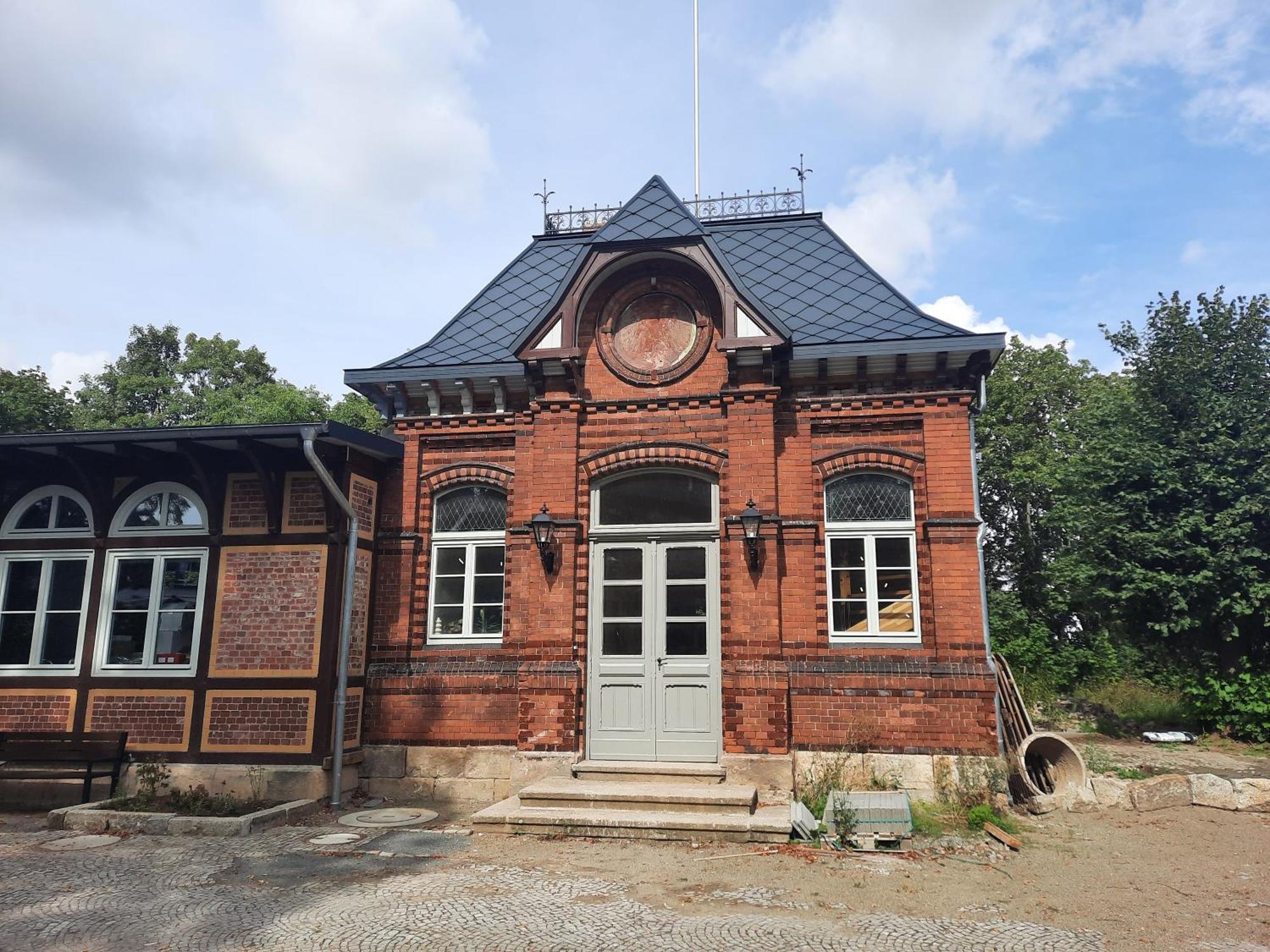 Schlossbahnhof بالنشتيت المظهر الخارجي الصورة
